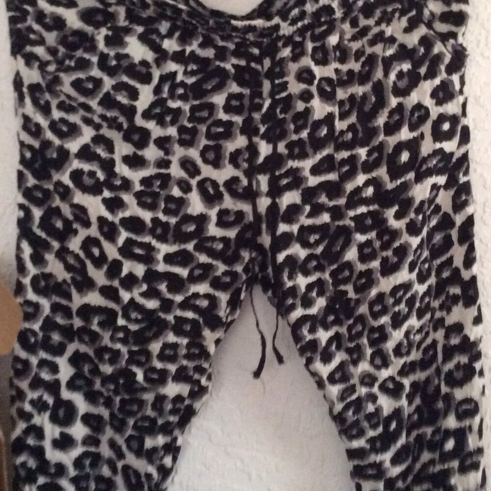 Women Leopard Print Joggers